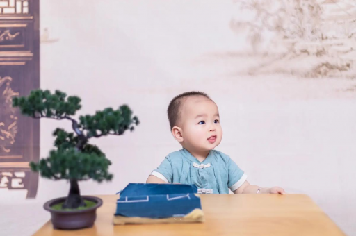 天津二个月宝宝做哪些训练